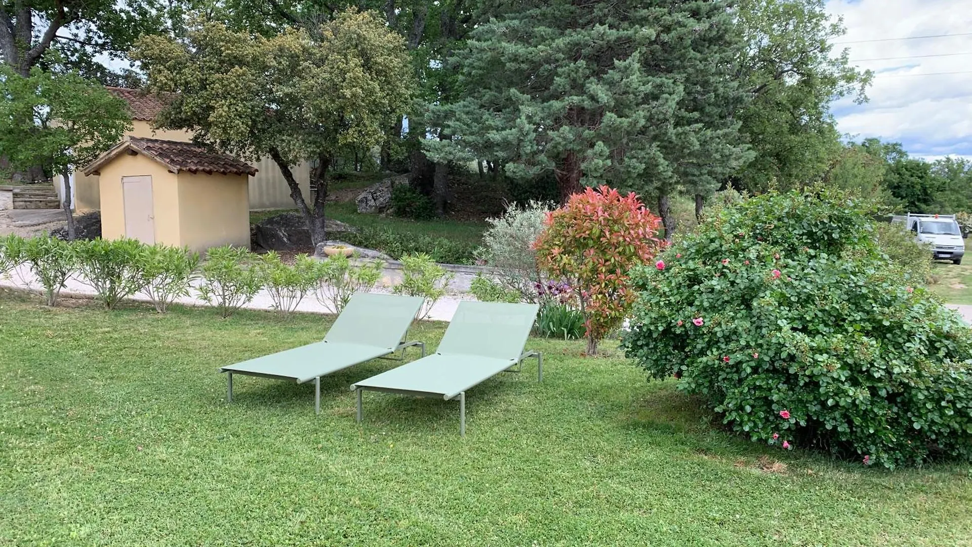 Apartment Studio Au Pied De La Ste Victoire Puyloubier